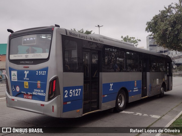 Cooperativa Fênix > Spencer Transporte 2 5127 na cidade de São Paulo, São Paulo, Brasil, por Rafael Lopes de Oliveira. Número da foto: #10568881.
