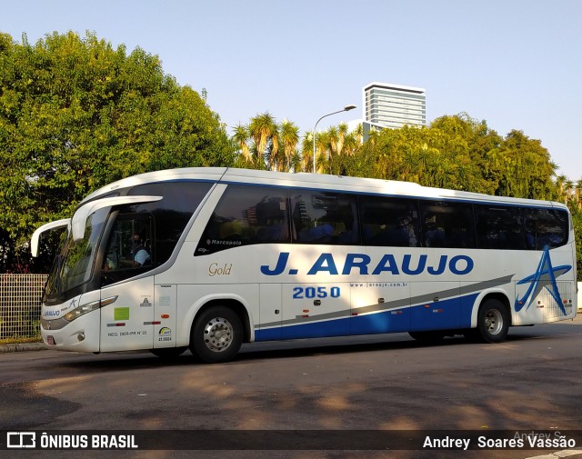J. Araujo 2050 na cidade de Curitiba, Paraná, Brasil, por Andrey  Soares Vassão. Número da foto: #10575402.