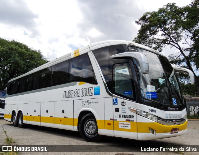 Empresa Cruz 20508 na cidade de São Paulo, São Paulo, Brasil, por Luciano Ferreira da Silva. ID da foto: 10574161.