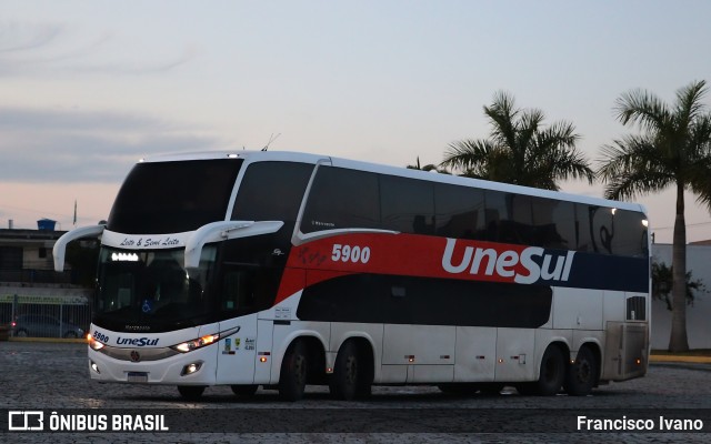 Unesul de Transportes 5900 na cidade de Balneário Camboriú, Santa Catarina, Brasil, por Francisco Ivano. Número da foto: #10578808.