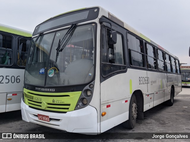 Viação Pavunense B32630 na cidade de Rio de Janeiro, Rio de Janeiro, Brasil, por Jorge Gonçalves. ID da foto: 10577229.