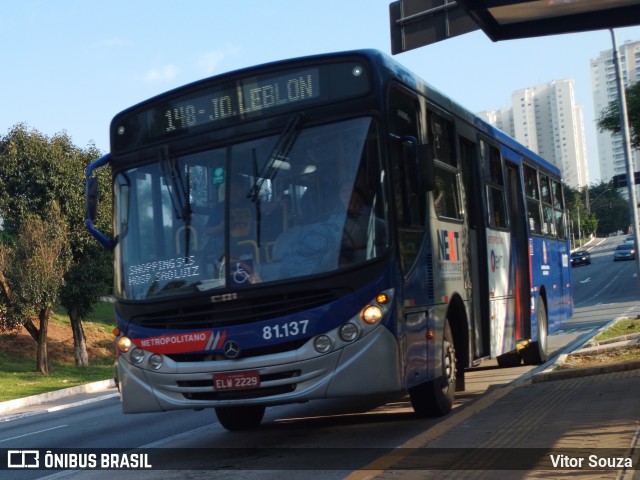 Next Mobilidade - ABC Sistema de Transporte 81.137 na cidade de São Bernardo do Campo, São Paulo, Brasil, por Vitor Souza. ID da foto: 10582496.