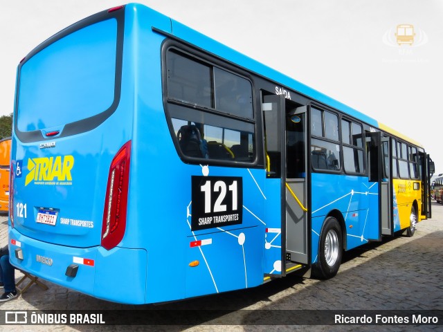 Sharp Turismo 121 na cidade de Curitiba, Paraná, Brasil, por Ricardo Fontes Moro. ID da foto: 10585218.