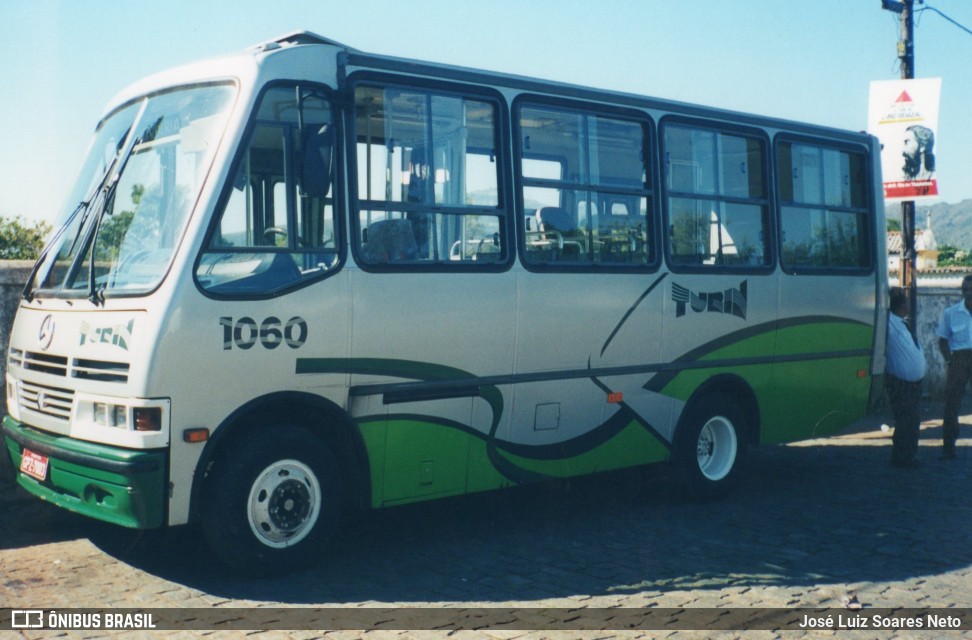 Turin Transportes 1060 na cidade de Ouro Preto, Minas Gerais, Brasil, por José Luiz Soares Neto. Número da foto: #10537295.