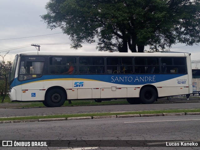 Viação Vaz 02 607 na cidade de Santo André, São Paulo, Brasil, por Lucas Kaneko. ID da foto: 10535711.