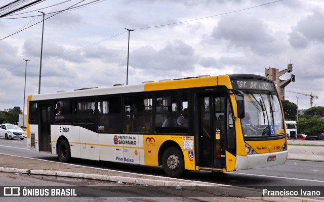 Viação Metrópole Paulista - Zona Leste 3 1681 na cidade de São Paulo, São Paulo, Brasil, por Francisco Ivano. ID da foto: 10538320.