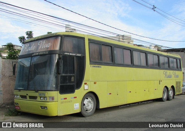 Roda Viva 8576 na cidade de Juiz de Fora, Minas Gerais, Brasil, por Leonardo Daniel. ID da foto: 10536465.