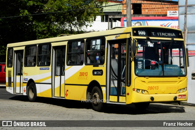 Metropolitana Transportes e Serviços 28013 na cidade de Vila Velha, Espírito Santo, Brasil, por Franz Hecher. Número da foto: #10536770.