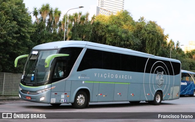 Viação Garcia 8204 na cidade de Curitiba, Paraná, Brasil, por Francisco Ivano. Número da foto: #10588433.