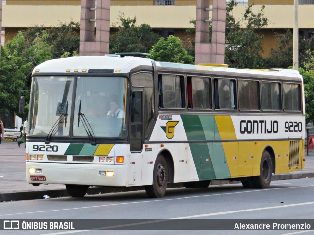 Empresa Gontijo de Transportes 9220 na cidade de Belo Horizonte, Minas Gerais, Brasil, por Alexandre Promenzio. ID da foto: 10589658.