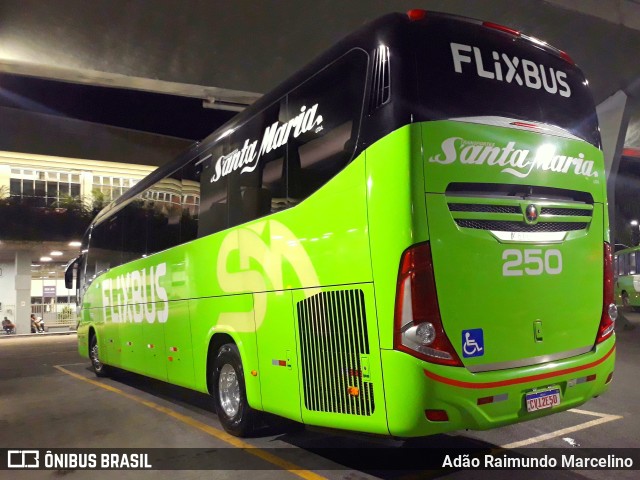 Santa Maria Fretamento e Turismo > Transportes Santa Maria(SP) 250 na cidade de Belo Horizonte, Minas Gerais, Brasil, por Adão Raimundo Marcelino. Número da foto: #10592575.