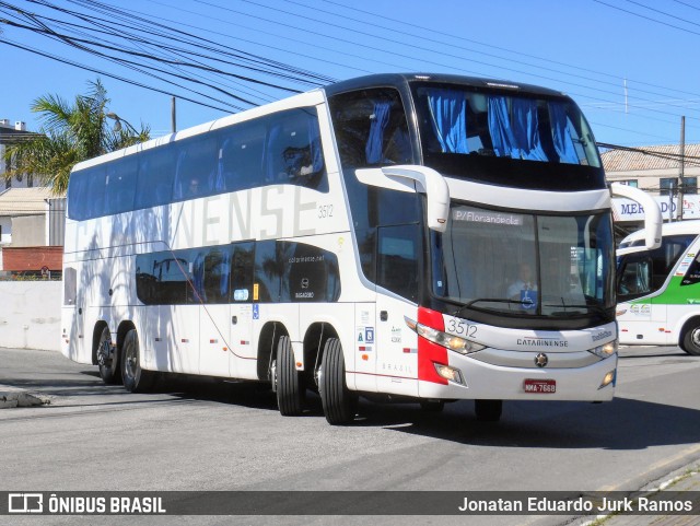 Auto Viação Catarinense 3512 na cidade de Balneário Camboriú, Santa Catarina, Brasil, por Jonatan Eduardo Jurk Ramos. Número da foto: #10591015.