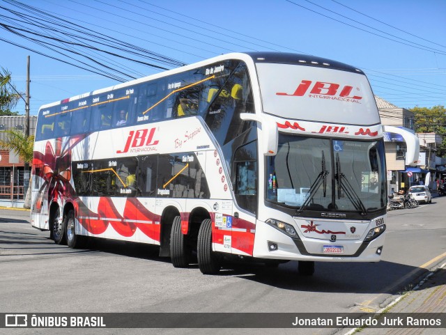 JBL Turismo 8500 na cidade de Balneário Camboriú, Santa Catarina, Brasil, por Jonatan Eduardo Jurk Ramos. ID da foto: 10591007.