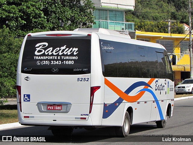 Baetur Transportes e Turismo 5252 na cidade de Cabo Frio, Rio de Janeiro, Brasil, por Luiz Krolman. Número da foto: #10591331.