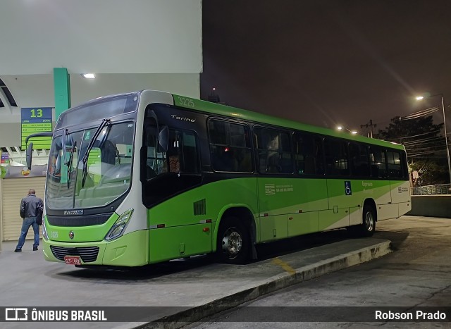 Expresso Maringá São José dos Campos 3225 na cidade de São José dos Campos, São Paulo, Brasil, por Robson Prado. Número da foto: #10593990.