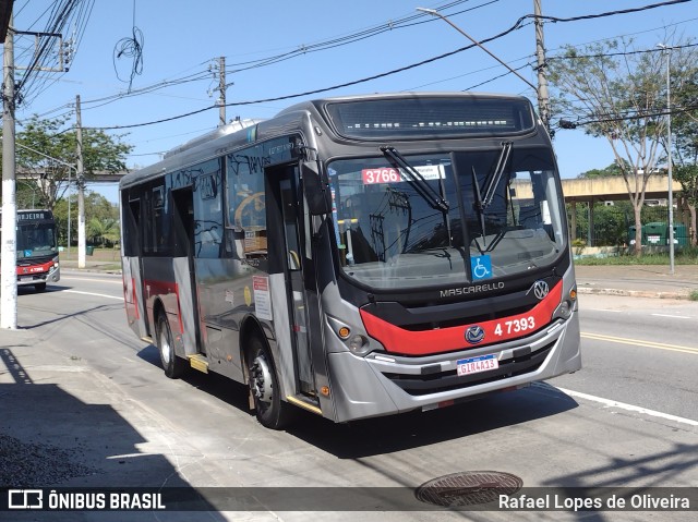 Pêssego Transportes 4 7393 na cidade de São Paulo, São Paulo, Brasil, por Rafael Lopes de Oliveira. Número da foto: #10594549.