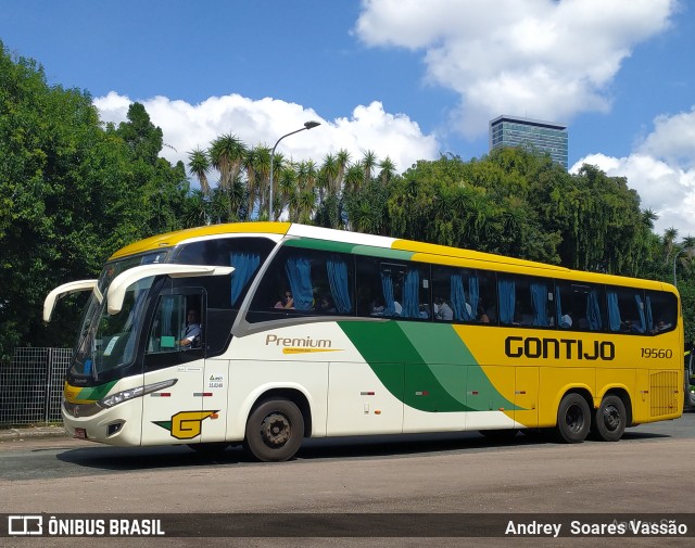 Empresa Gontijo de Transportes 19560 na cidade de Curitiba, Paraná, Brasil, por Andrey  Soares Vassão. ID da foto: 10600400.