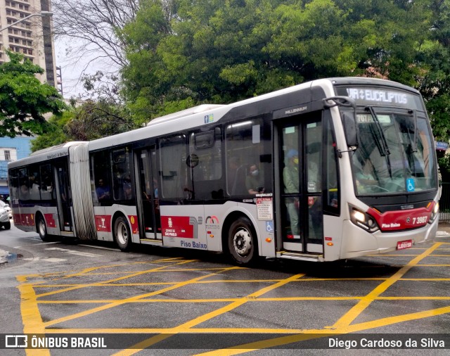 Viação Metrópole Paulista - Zona Sul 7 3987 na cidade de São Paulo, São Paulo, Brasil, por Diego Cardoso da Silva. Número da foto: #10599638.