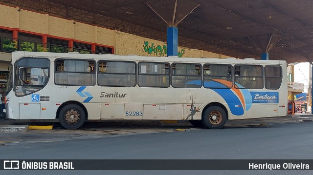 Sanitur Transportes Urbanos e Rodoviários 82283 na cidade de Boituva, São Paulo, Brasil, por Henrique Oliveira. ID da foto: 10599846.
