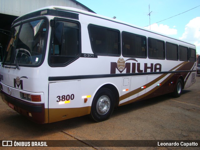 Milha 3800 na cidade de Artur Nogueira, São Paulo, Brasil, por Leonardo Capatto. ID da foto: 10602628.