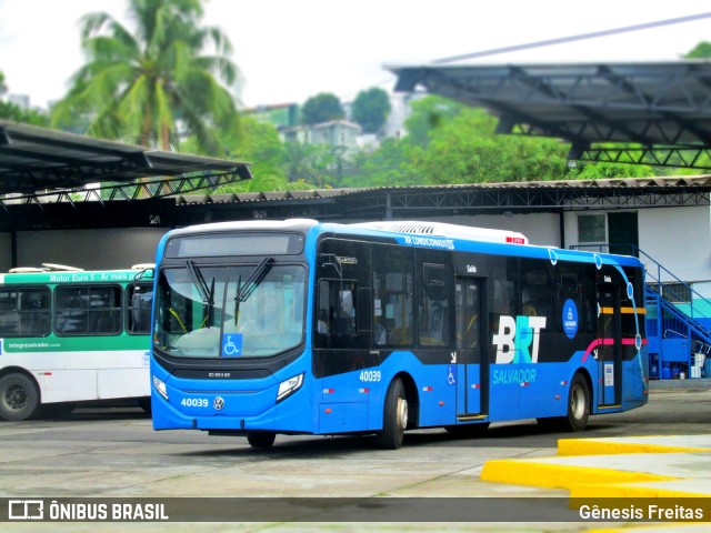 BRT Salvador 40039 na cidade de Salvador, Bahia, Brasil, por Gênesis Freitas. ID da foto: 10605954.