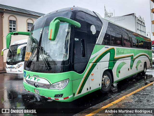 Transportes Blanco 00 na cidade de Merced, San José, San José, Costa Rica, por Andrés Martínez Rodríguez. Número da foto: #10605978.