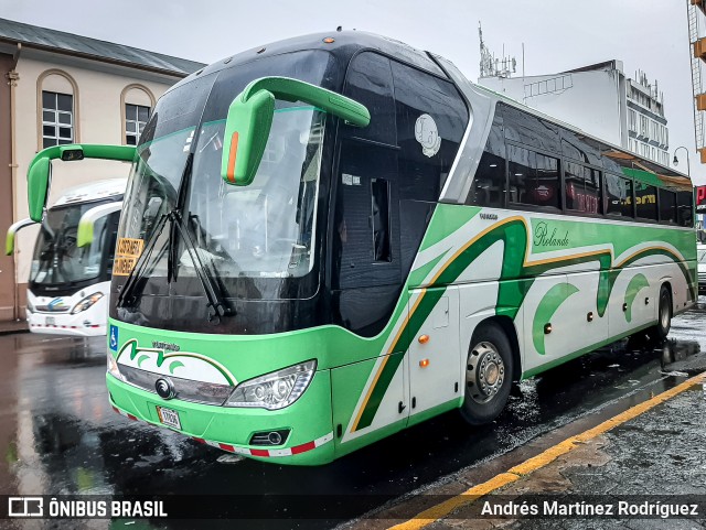 Transportes Blanco 00 na cidade de Merced, San José, San José, Costa Rica, por Andrés Martínez Rodríguez. ID da foto: 10605978.