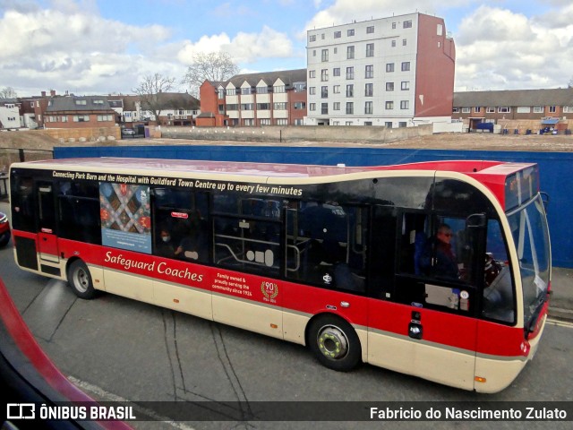 Safeguard Coaches YD63UZJ na cidade de Weybridge, Surrey, Inglaterra, por Fabricio do Nascimento Zulato. ID da foto: 10605480.