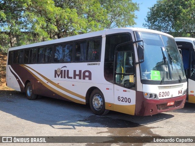 Milha 6200 na cidade de Artur Nogueira, São Paulo, Brasil, por Leonardo Capatto. Número da foto: #10606724.