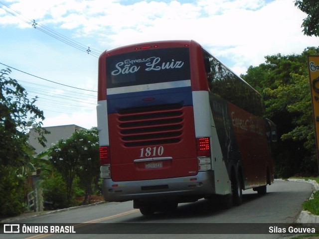 Expresso São Luiz 1810 na cidade de Goiás, Goiás, Brasil, por Silas Gouvea. Número da foto: #10605084.