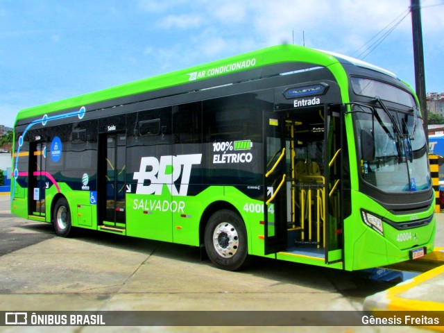 BRT Salvador 40004 na cidade de Salvador, Bahia, Brasil, por Gênesis Freitas. Número da foto: #10605950.