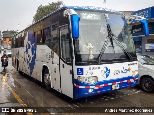 Lumaca C-135 na cidade de Catedral, San José, San José, Costa Rica, por Andrés Martínez Rodríguez. ID da foto: 10610367.