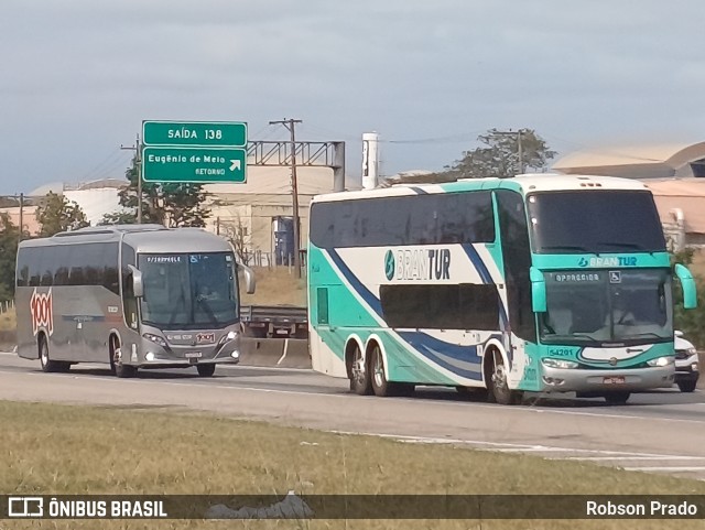 Brantur > Branbus > Viação Pato Branco 54201 na cidade de São José dos Campos, São Paulo, Brasil, por Robson Prado. Número da foto: #10610142.