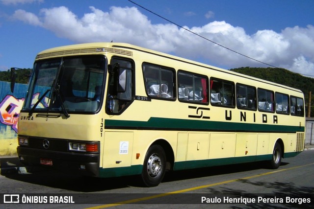 Empresa Unida Mansur e Filhos 1301 na cidade de Juiz de Fora, Minas Gerais, Brasil, por Paulo Henrique Pereira Borges. Número da foto: #10607546.