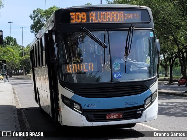 Real Auto Ônibus C41010 na cidade de Rio de Janeiro, Rio de Janeiro, Brasil, por Brenno Santos. Número da foto: #10613414.