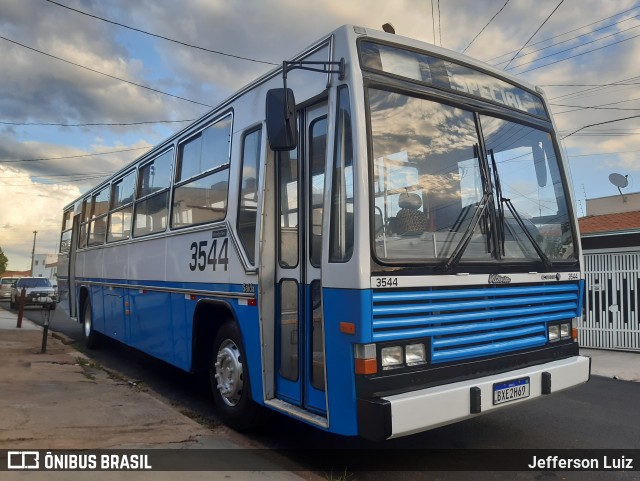 Ônibus Particulares 3544 na cidade de São Carlos, São Paulo, Brasil, por Jefferson Luiz. Número da foto: #10611376.