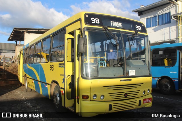 Auto Coletivo Caçador 98 na cidade de Caçador, Santa Catarina, Brasil, por RM Busologia. ID da foto: 10613702.