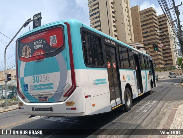 Via Urbana 30256 na cidade de Fortaleza, Ceará, Brasil, por Vitor UDB.. Número da foto: #10611372.