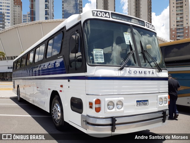 Ônibus Particulares 7004 na cidade de Barueri, São Paulo, Brasil, por Andre Santos de Moraes. Número da foto: #10615529.