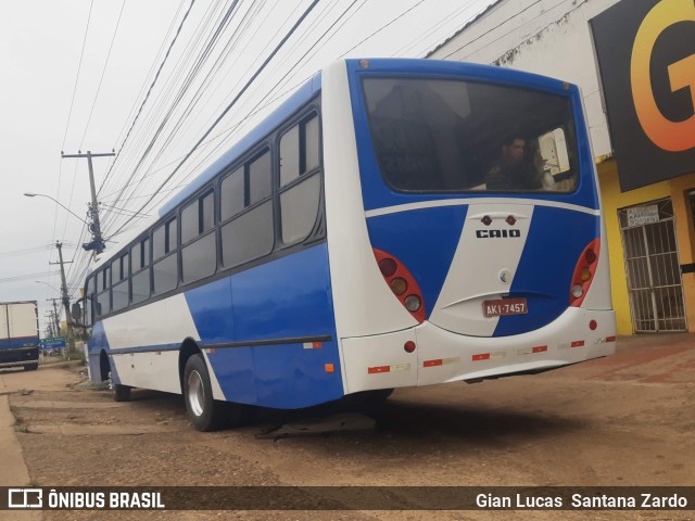 Ônibus Particulares AKI7457 na cidade de Ji-Paraná, Rondônia, Brasil, por Gian Lucas  Santana Zardo. Número da foto: #10540224.