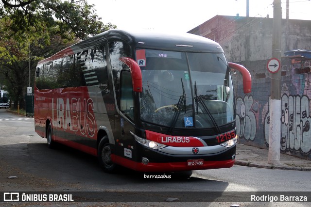 Lirabus 12135 na cidade de São Paulo, São Paulo, Brasil, por Rodrigo Barraza. Número da foto: #10538907.