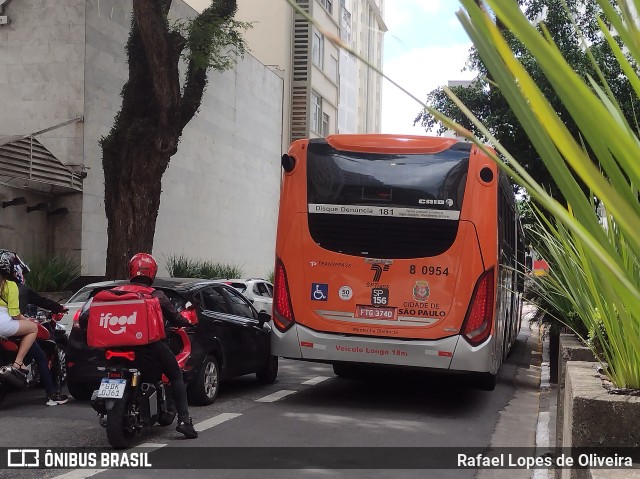 TRANSPPASS - Transporte de Passageiros 8 0954 na cidade de São Paulo, São Paulo, Brasil, por Rafael Lopes de Oliveira. Número da foto: #10617124.