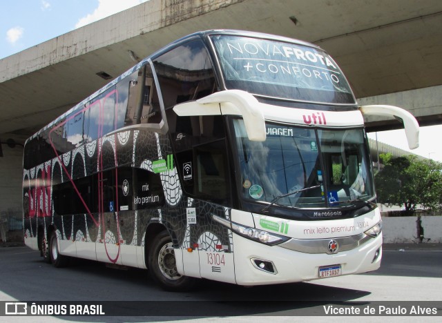 UTIL - União Transporte Interestadual de Luxo 13104 na cidade de Belo Horizonte, Minas Gerais, Brasil, por Vicente de Paulo Alves. Número da foto: #10618736.