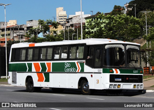 Ônibus Particulares 5317 na cidade de Barueri, São Paulo, Brasil, por Leonardo Fidelli. ID da foto: 10618369.