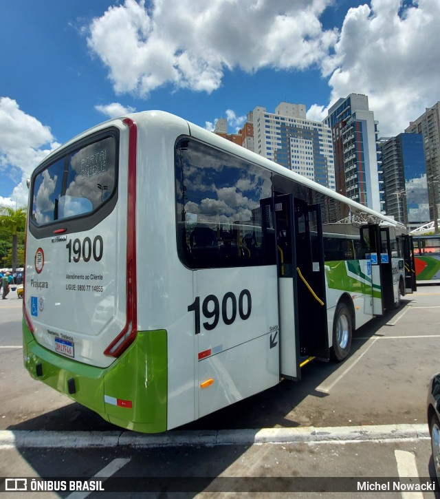 Viação Pirajuçara 1900 na cidade de Barueri, São Paulo, Brasil, por Michel Nowacki. Número da foto: #10618181.