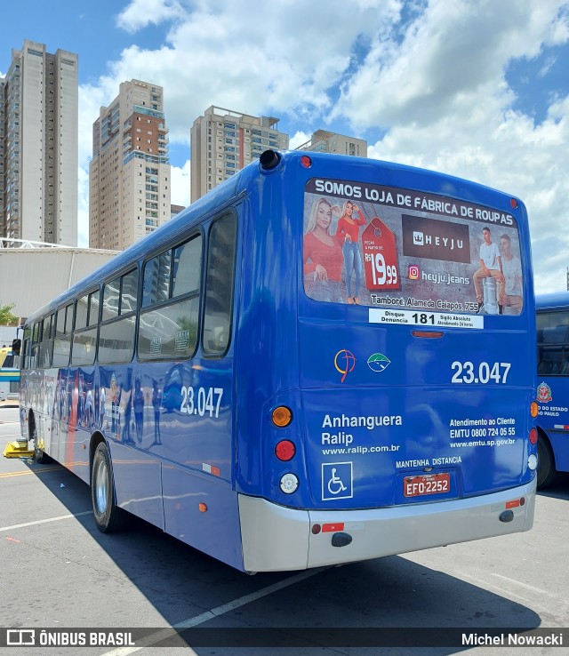 Ralip Transportes Rodoviários 23.047 na cidade de Barueri, São Paulo, Brasil, por Michel Nowacki. Número da foto: #10618101.