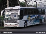 Autobuses sin identificación - Costa Rica AB 4546 na cidade de Barrantes, Flores, Heredia, Costa Rica, por Luis Diego Sánchez. ID da foto: :id.