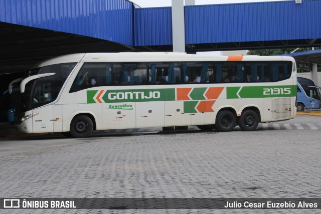 Empresa Gontijo de Transportes 21315 na cidade de Resende, Rio de Janeiro, Brasil, por Julio Cesar Euzebio Alves. ID da foto: 10541293.