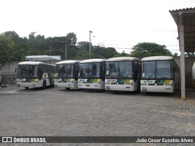 Empresa Gontijo de Transportes 10370 na cidade de Piúma, Espírito Santo, Brasil, por Julio Cesar Euzebio Alves. ID da foto: 10542987.