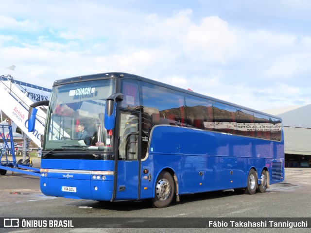 Salec Travel K14DCL na cidade de Weybridge, Surrey, Inglaterra, por Fábio Takahashi Tanniguchi. Número da foto: #10542444.